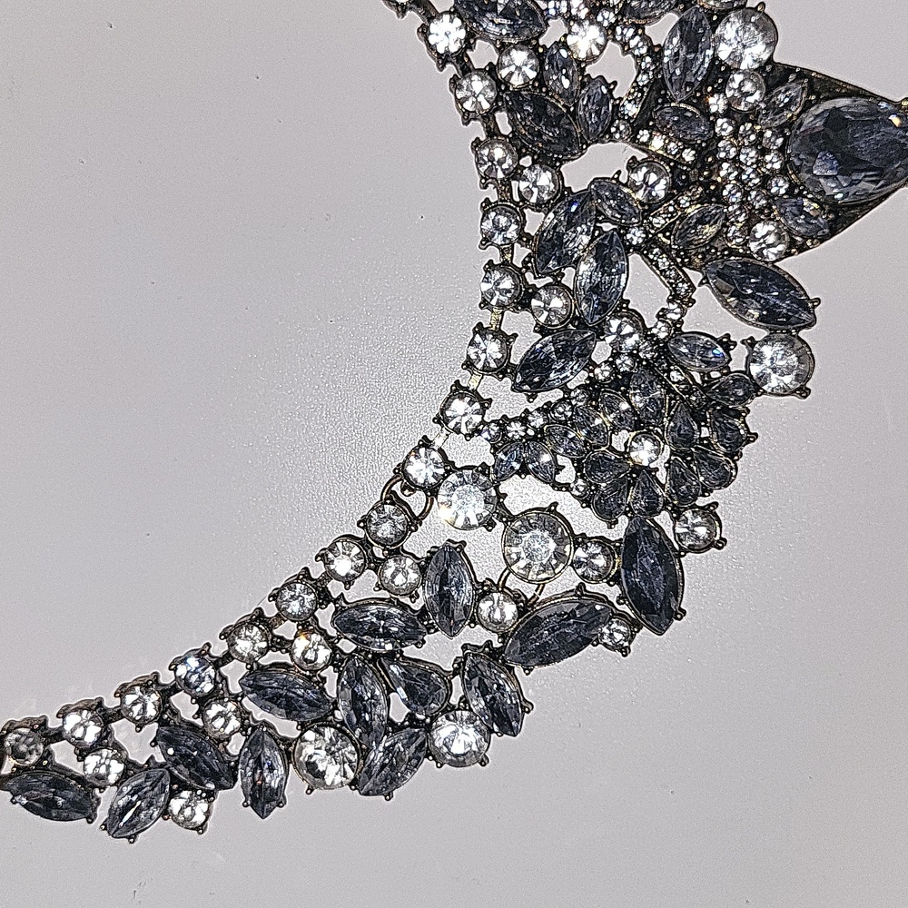 Dolls Kill Silver And Clear Statement Necklace Vi… - image 4